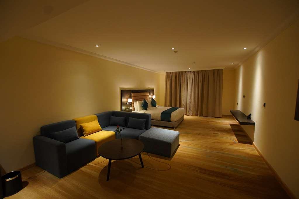 Best Western Premier Dynasty Addis Ababa Room photo