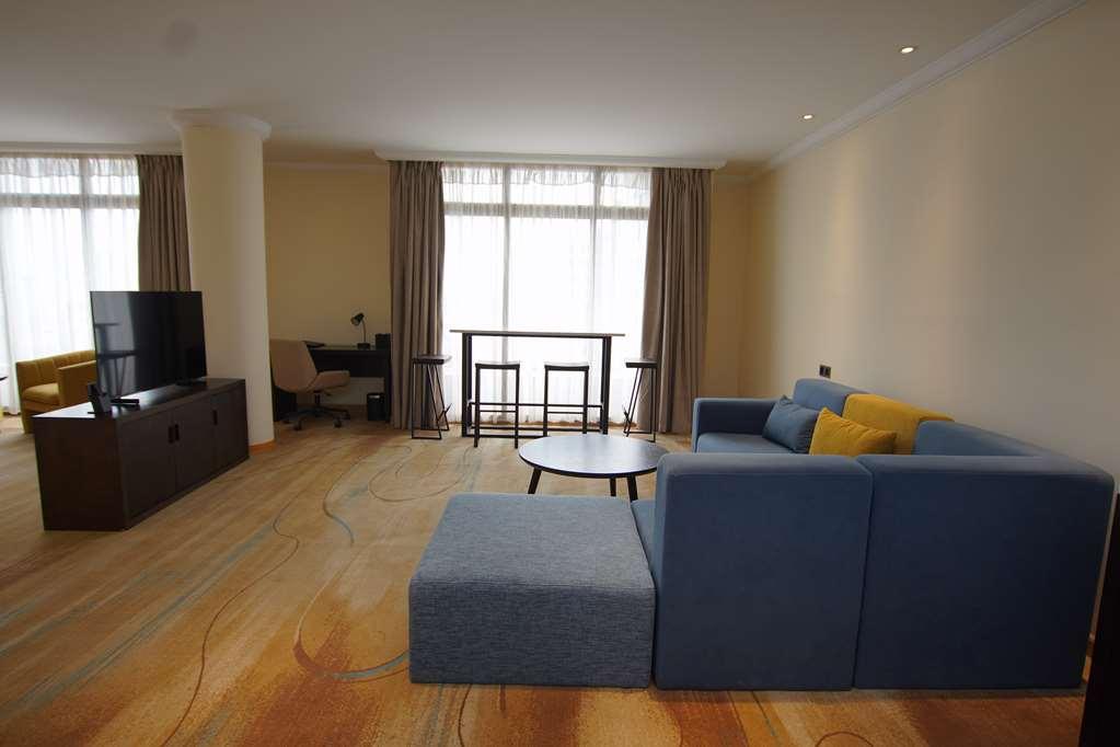 Best Western Premier Dynasty Addis Ababa Room photo